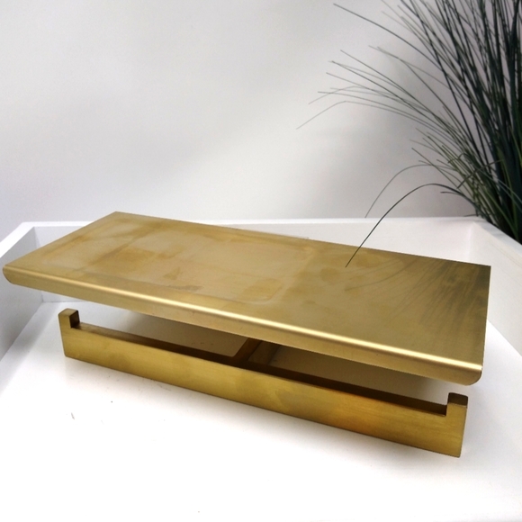 NWOT Gold Tone Wash Cloth Holder/ Shelf - Picture 1 of 7